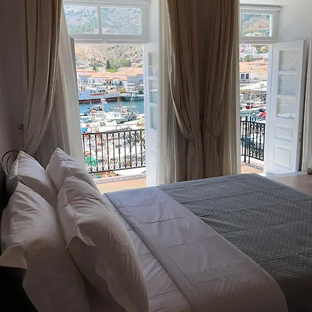 Douskos Exclusive * Hydra (Saronic Islands)